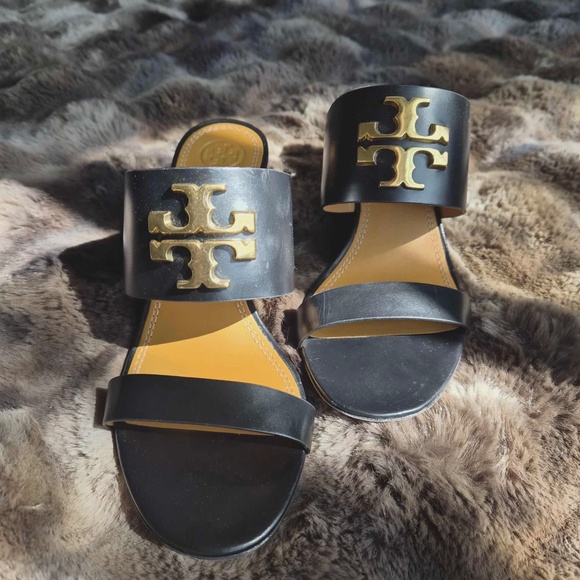 Tory Burch NWOB Black Everly 65mm Calf Leather Wedge Sandals US 6 - Picture 1 of 8